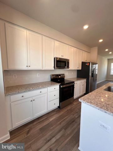 349 SHORT BRANCH DR, Ranson, WV 25438