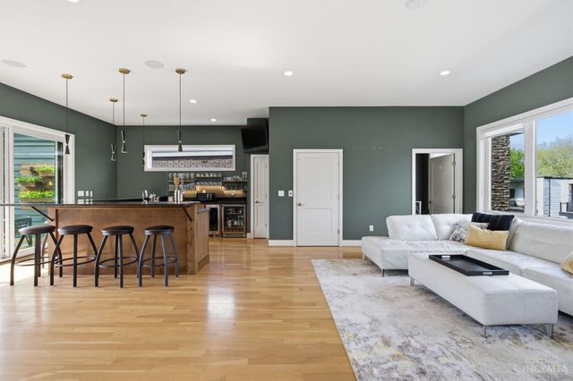 5765 Sanctuary Place, Cincinnati, OH 45230