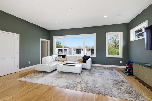 5765 Sanctuary Place, Cincinnati, OH 45230
