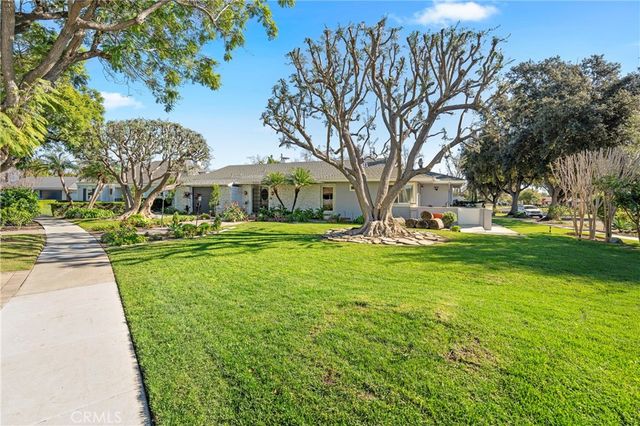 2101 N Westwood Avenue, Santa Ana, CA 92706