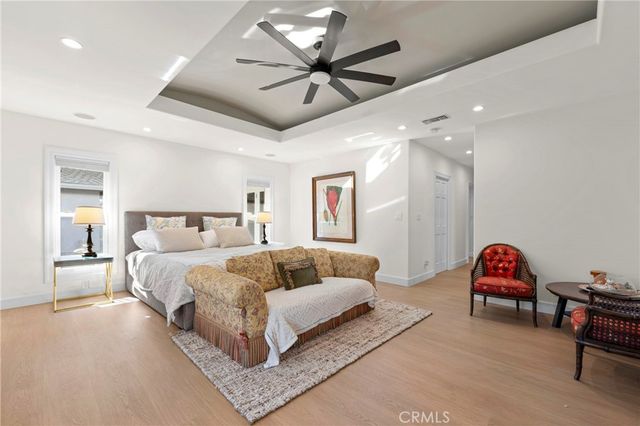 2101 N Westwood Avenue, Santa Ana, CA 92706