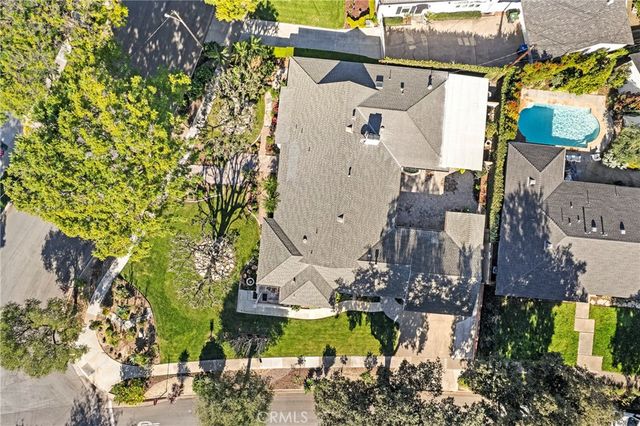 2101 N Westwood Avenue, Santa Ana, CA 92706