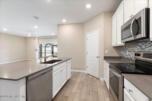 1694 MATHEWS MANOR Drive, Jacksonville, FL 32211