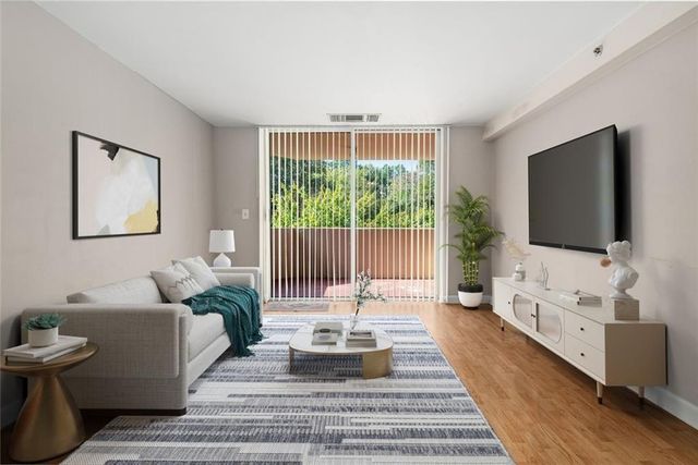 1501 Clairmont Road 323, Decatur, GA 30033