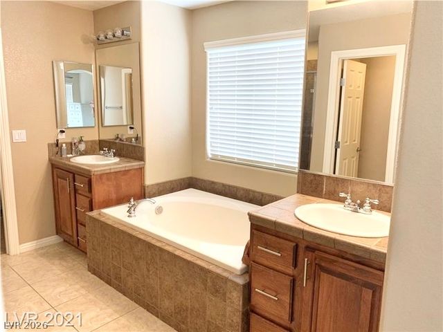 10360 Blue Ginger Drive, Las Vegas, NV 89135
