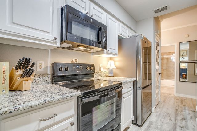 3451 Monticello Park Place, Fort Worth, TX 76107