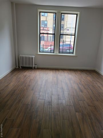 1309 Seneca Avenue, Bronx, NY 10474