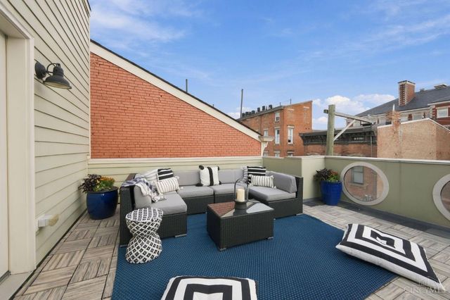 208 Wade Street, Cincinnati, OH 45202