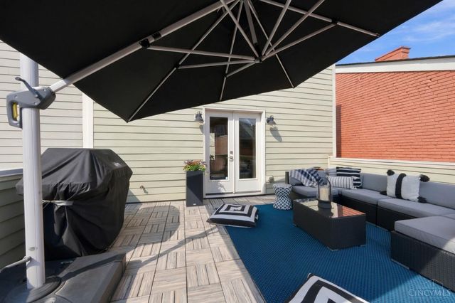 208 Wade Street, Cincinnati, OH 45202