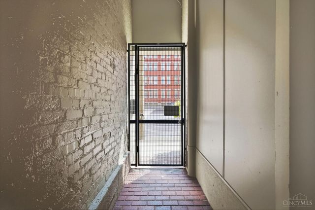 208 Wade Street, Cincinnati, OH 45202