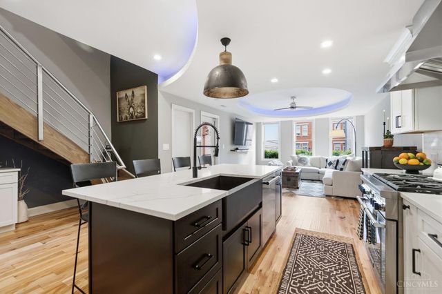 208 Wade Street, Cincinnati, OH 45202