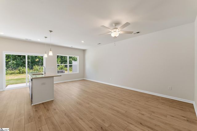 44 Nonnington Way, Taylors, SC 29687