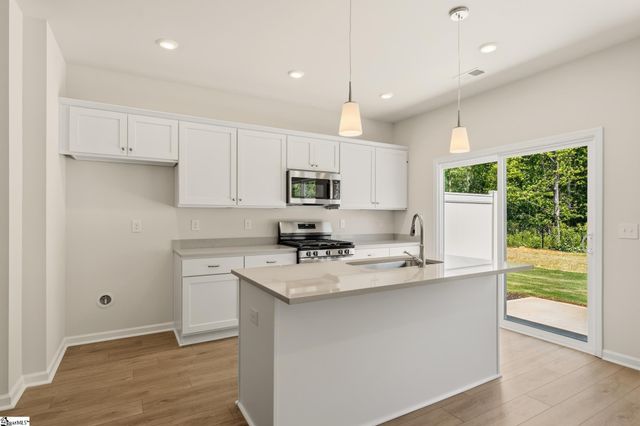 44 Nonnington Way, Taylors, SC 29687