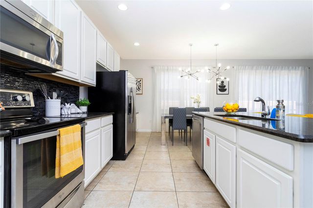 650 LAS FUENTES, Kissimmee, FL 34746