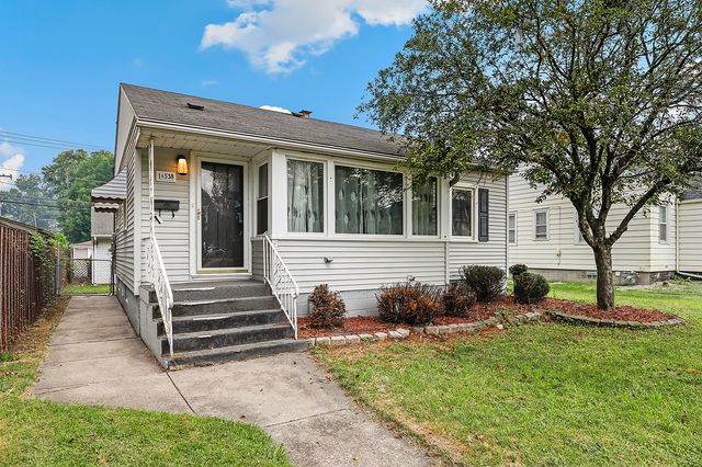 18538 Wentworth Avenue, Lansing, IL 60438