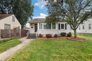 18538 Wentworth Avenue, Lansing, IL 60438