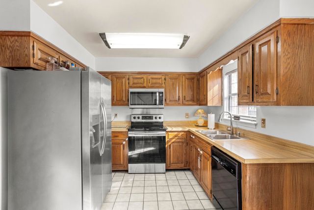 911 Brentwood Pt, Brentwood, TN 37027