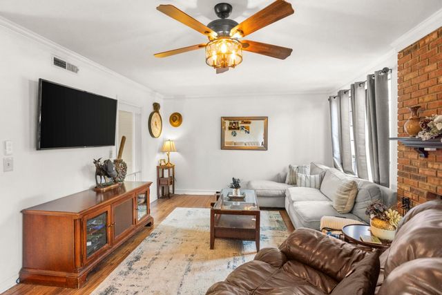 911 Brentwood Pt, Brentwood, TN 37027