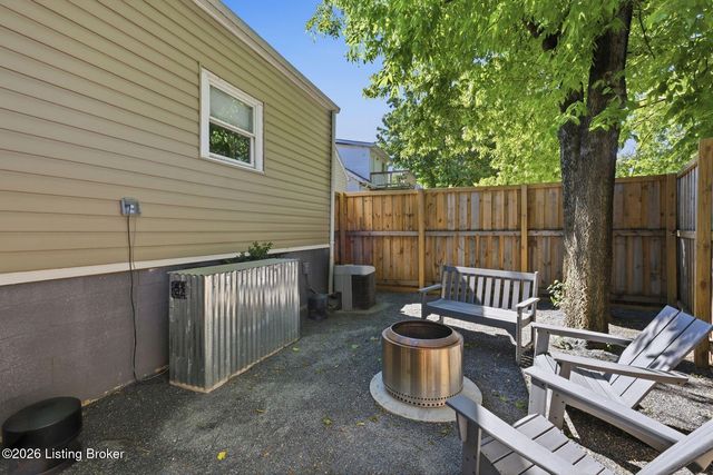 1626 S Preston St, Louisville, KY 40217