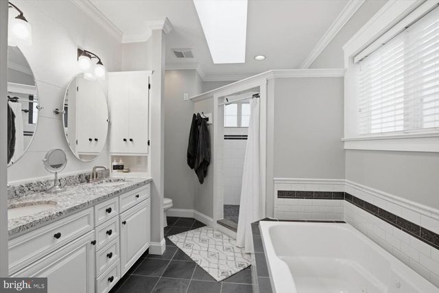 162 HUNTINGWOOD DR, Lancaster, PA 17602