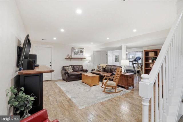 162 HUNTINGWOOD DR, Lancaster, PA 17602