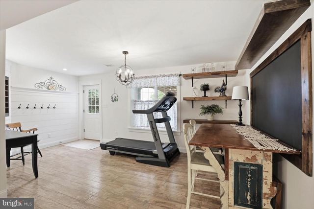 162 HUNTINGWOOD DR, Lancaster, PA 17602