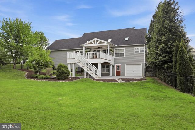 162 HUNTINGWOOD DR, Lancaster, PA 17602