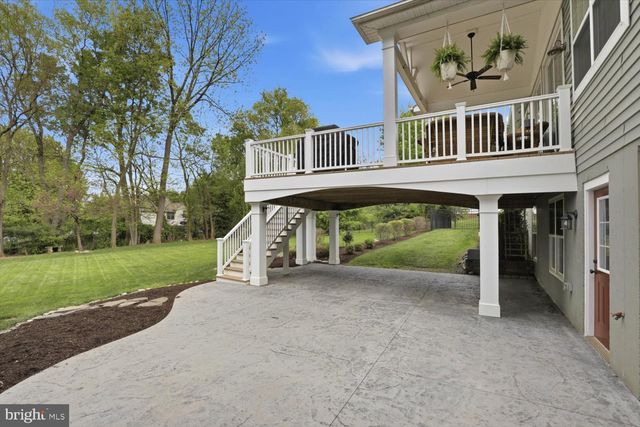 162 HUNTINGWOOD DR, Lancaster, PA 17602
