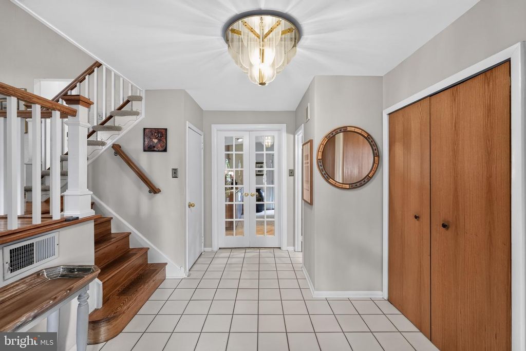 909 WARFIELD LN, HUNTINGDON VALLEY, PA 19006 — photo 4