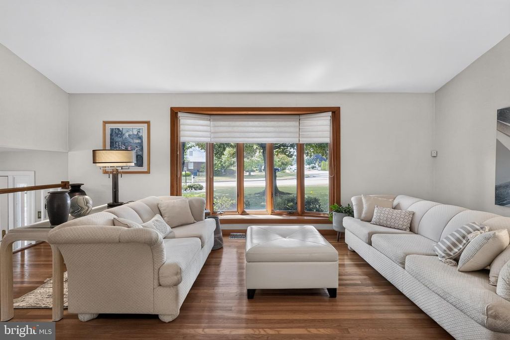 909 WARFIELD LN, HUNTINGDON VALLEY, PA 19006 — photo 5