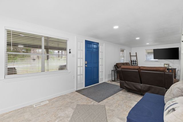 1016 Woodland Trail, Tool, TX 75143
