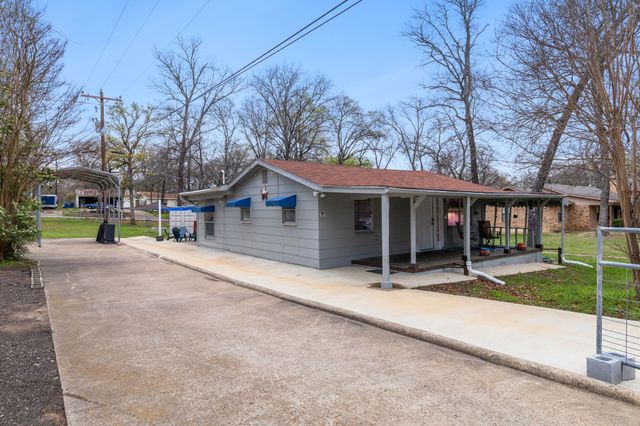 1016 Woodland Trail, Tool, TX 75143