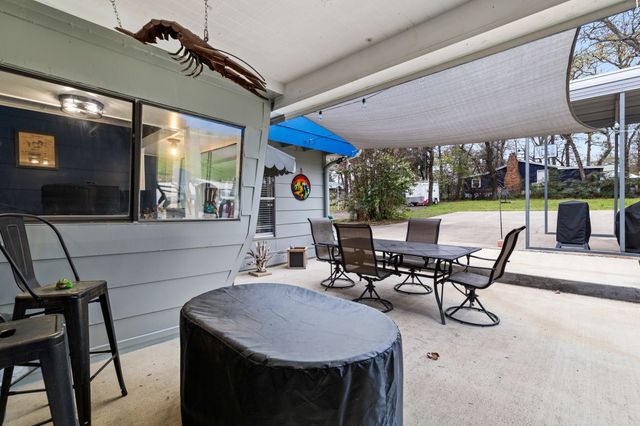1016 Woodland Trail, Tool, TX 75143