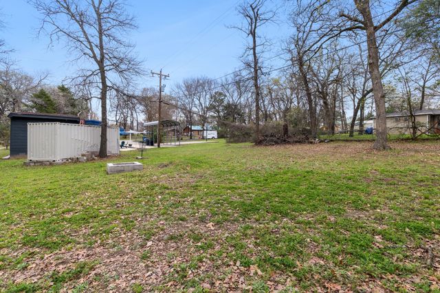 1016 Woodland Trail, Tool, TX 75143