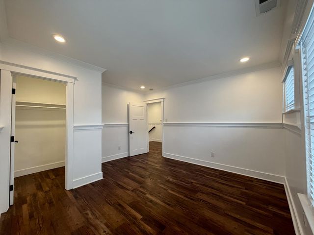 350 Santa Clara Avenue, Oakland, CA 94610