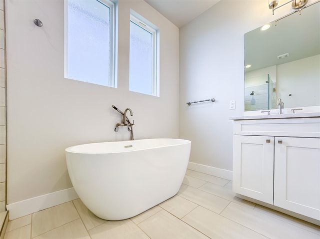2304 Kellie Brooke RD 12, Spicewood, TX 78669