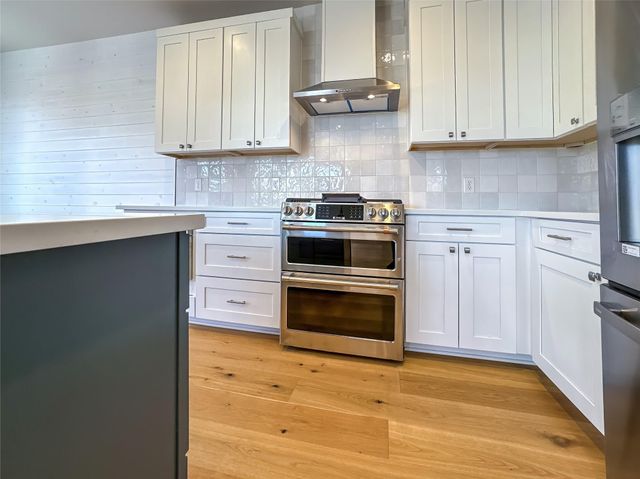 2304 Kellie Brooke RD 12, Spicewood, TX 78669