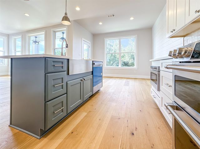 2304 Kellie Brooke RD 12, Spicewood, TX 78669