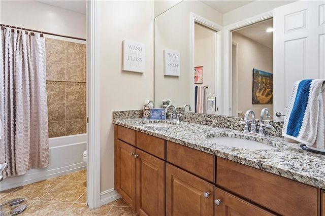 9118 Chula Vista ST 12003, Naples, FL 34113