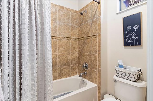 9118 Chula Vista ST 12003, Naples, FL 34113