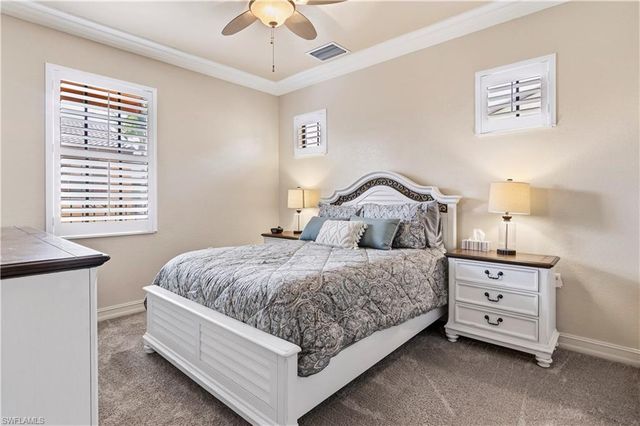 9118 Chula Vista ST 12003, Naples, FL 34113