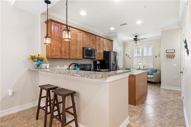 9118 Chula Vista ST 12003, Naples, FL 34113