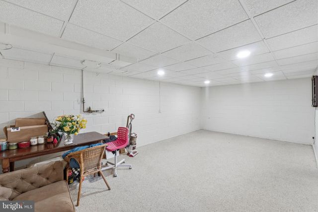 9809 SUNSET DR, Rockville, MD 20850