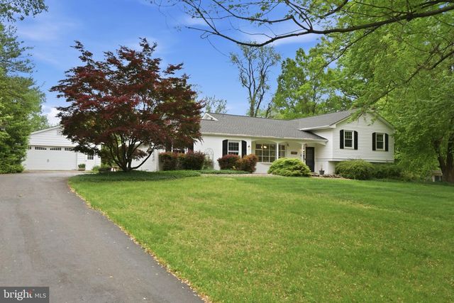 9809 SUNSET DR, Rockville, MD 20850
