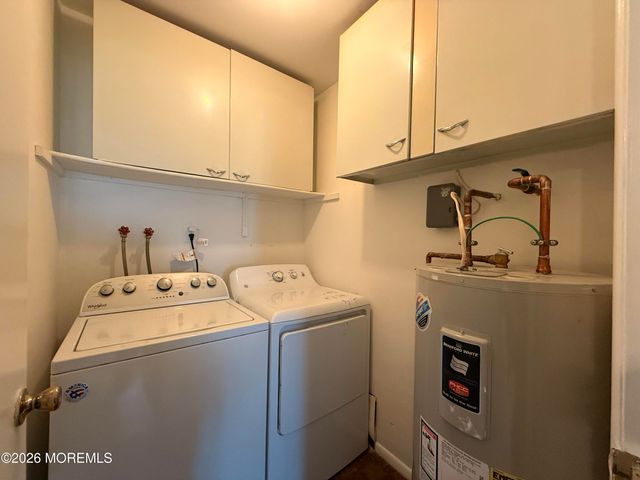 79 Overlook Way D, Manalapan, NJ 07726