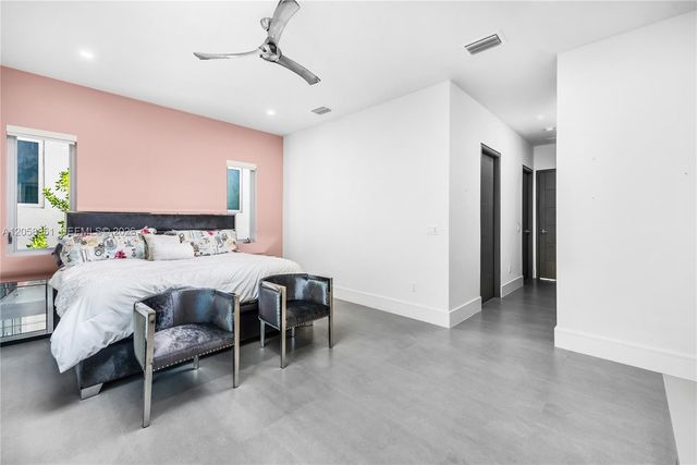 3067 Carter St, Miami, FL 33133