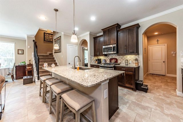 403 Marina View Drive, Webster, TX 77598