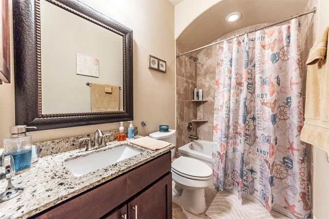 403 Marina View Drive, Webster, TX 77598