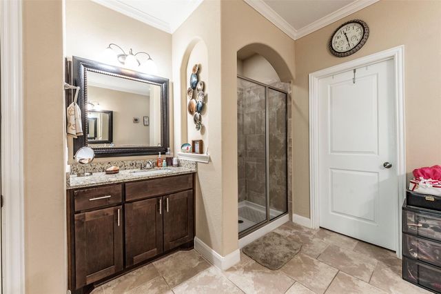 403 Marina View Drive, Webster, TX 77598