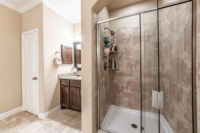 403 Marina View Drive, Webster, TX 77598